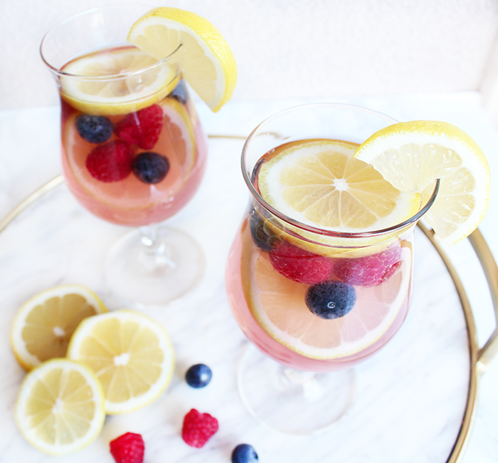 5 DELICIOUS DRINK RECIPES THAT INSPIRE SUMMER IN THE WINTERTIME