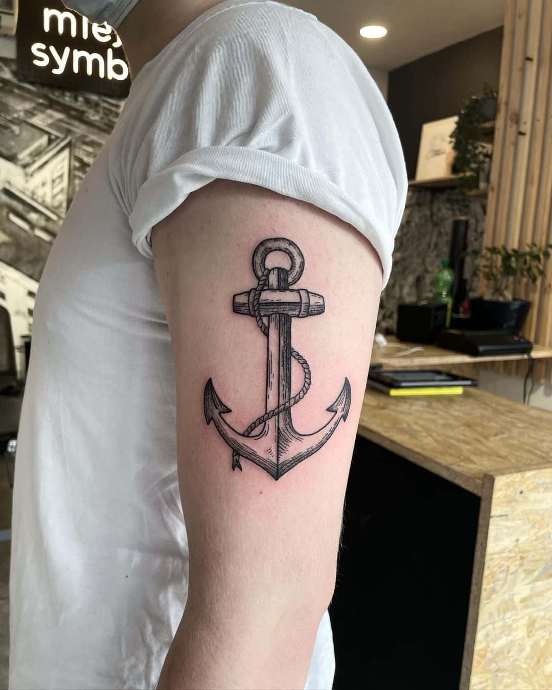 Anchor tattoo 1