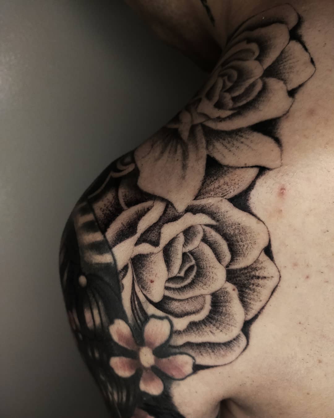 Flower vintage tattoo 2