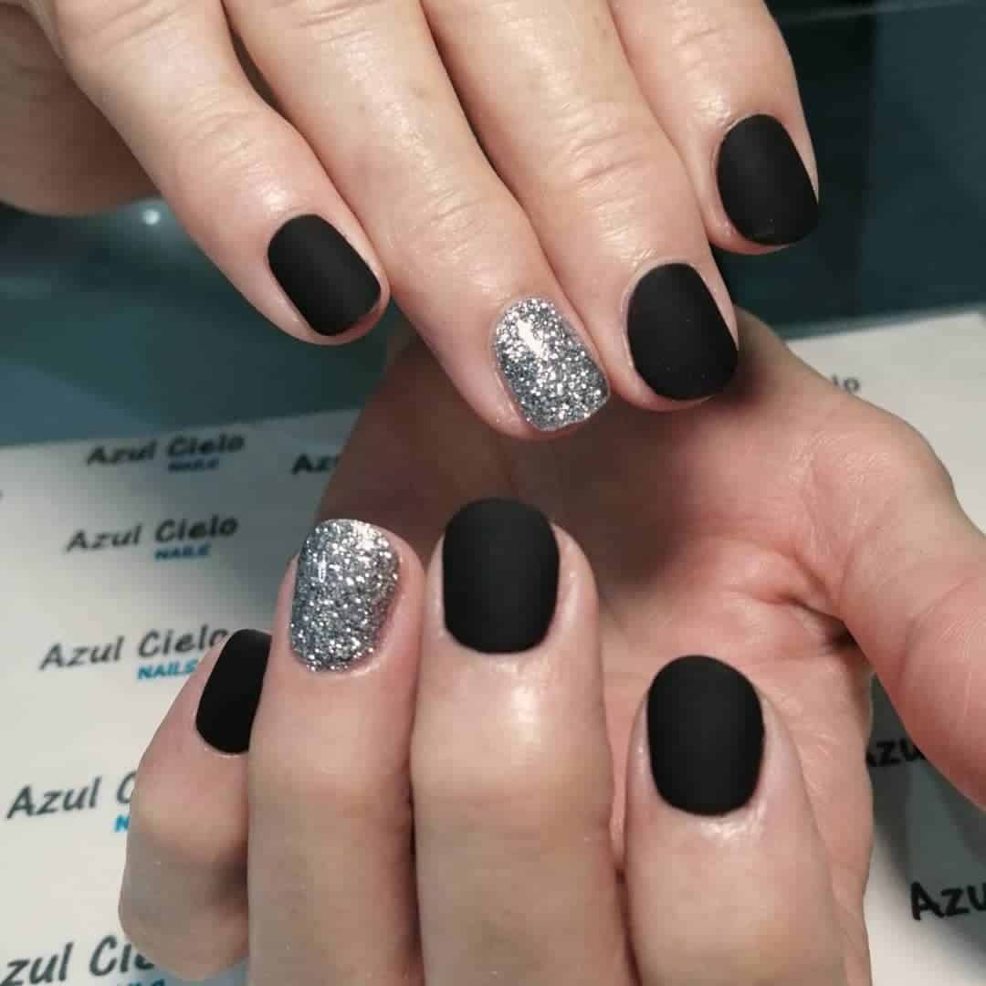 Black Matte Nails With Glitter 