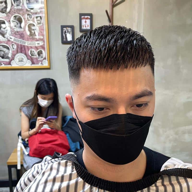 50 Best Hairstyles for Receding Hairlines (2023 Updated) - Social Moms 50 Best Hairstyles for Receding Hairlines (2023 Updated) - Social Moms