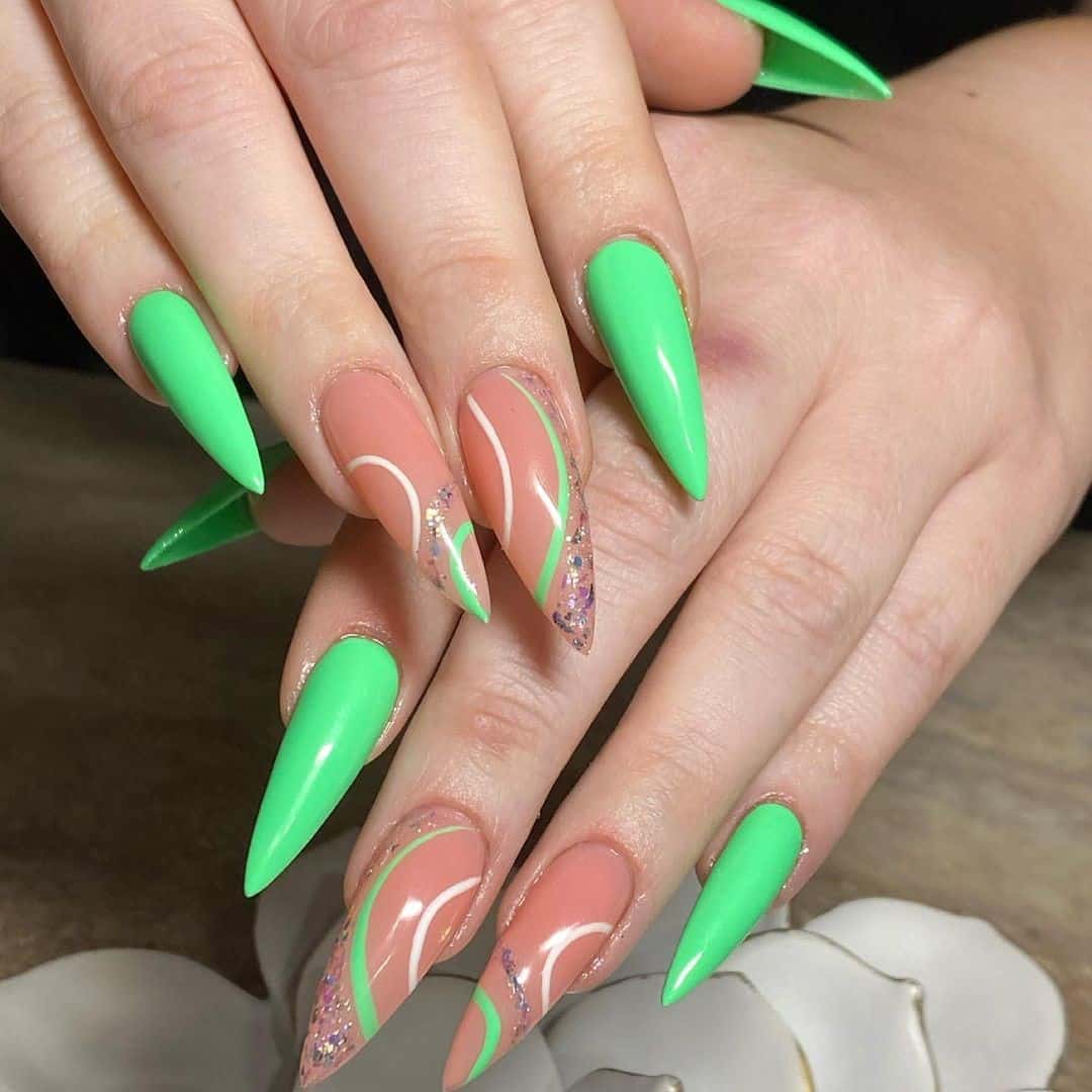 Dramatic Stiletto Nails Green Color