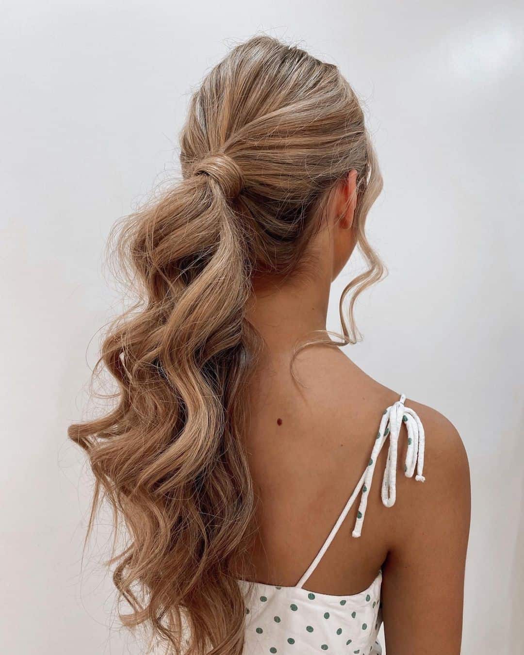 Loose & Retro Ponytail 