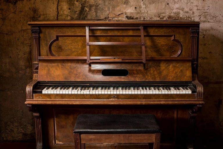 Antique Piano Guide: How to Spot One, Value It, and Sell It!