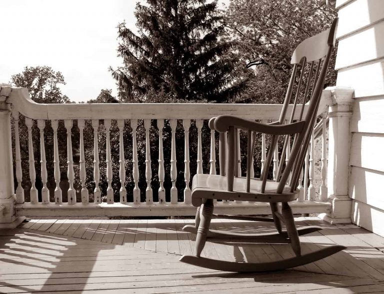 Antique Rocking Chair: Identification, Valuation, And Buying Guides (2022 Updated)