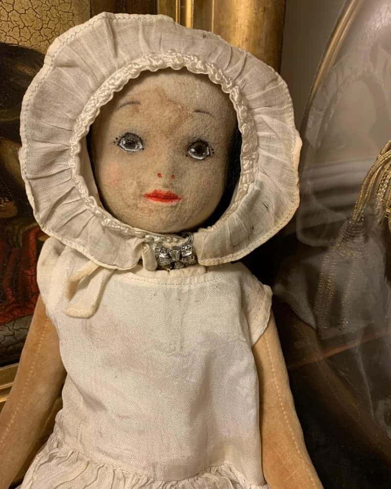 Identifying Antique Dolls Through the Doll’s Clothing