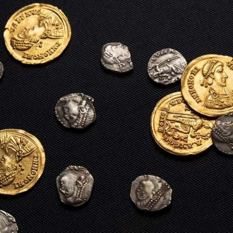 Hoxne Coins — British Artifact