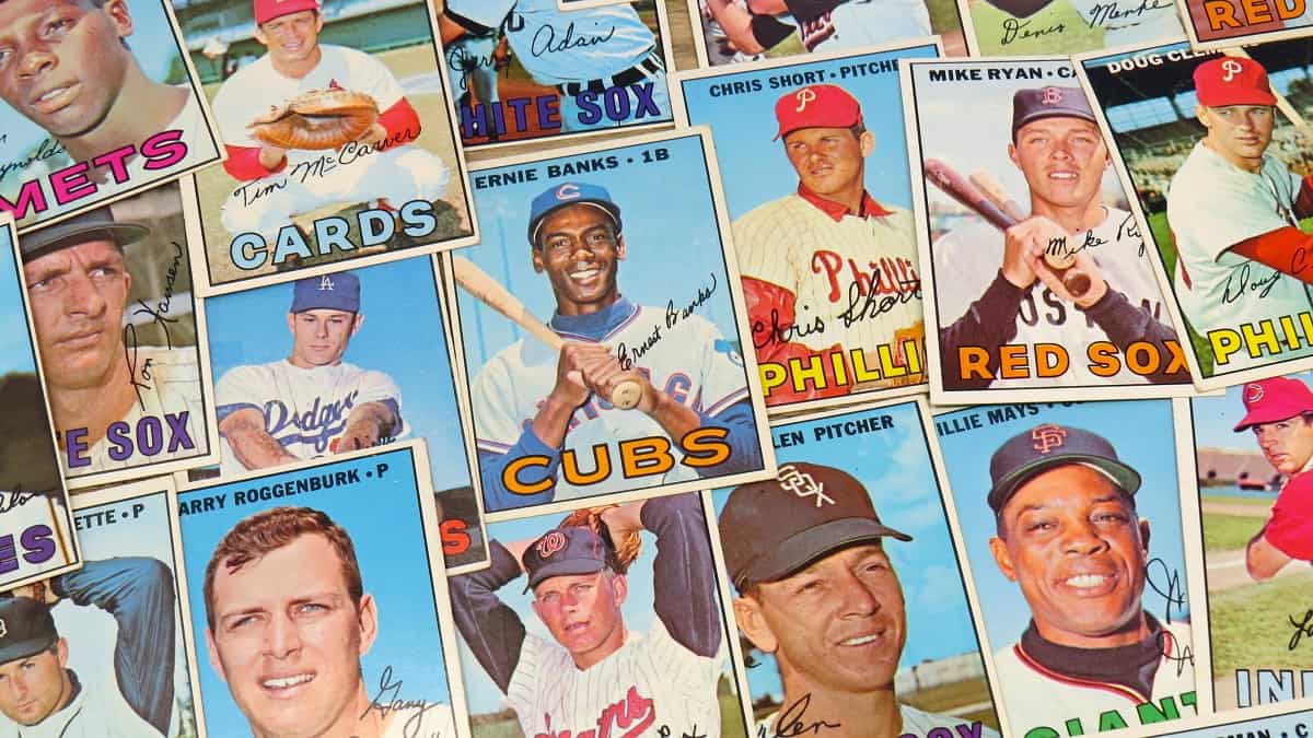 Most Valuable Baseball Cards From the 80s and 90s