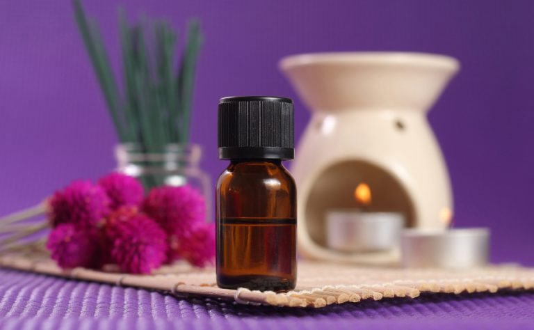 Use Aromatherapy to Improve Your Day