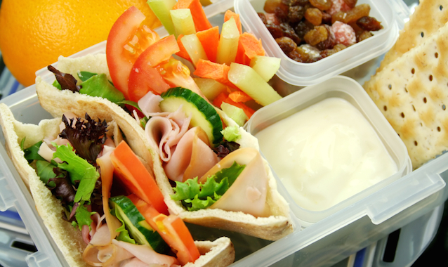 10 Ways to Pack a Greener School Lunch