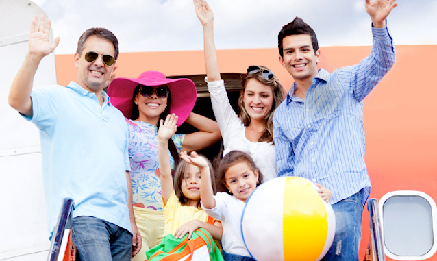 Extended Family Vacations: 5 Tips to Keep the Peace