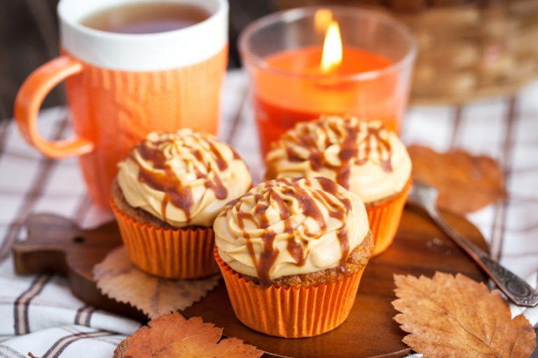 Celebrate Thanksgiving with This Frankenfood Pumpkin Pie Cupcake Recipe