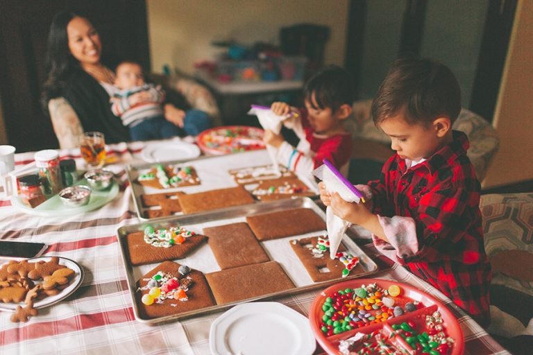 A Simpler Holiday: 5 Shortcuts to Traditional Activities