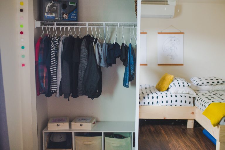 4 Tips for Decluttering Your Child’s Room