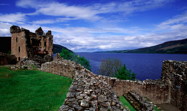 Scotland: Castles, Lochs, Monarchs & More
