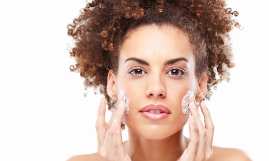 4 Healthy Ways to Pamper Your Skin