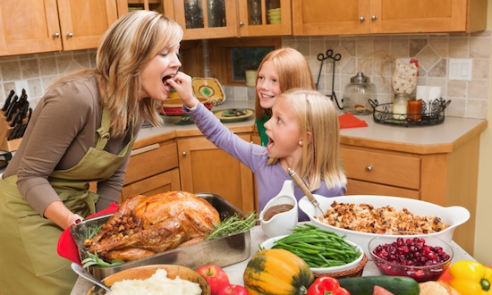 8 Ways to Make your Meals Healthier During the Holidays