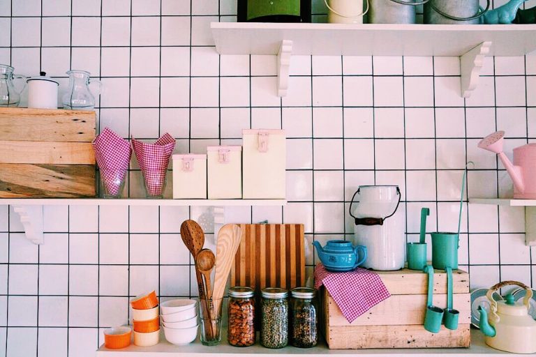7 Kitchen Hacks: Different Ways of Looking at Your Kitchen Utensils
